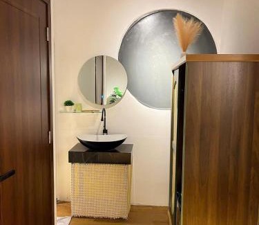Ninh Kieu House | MMT Homestay