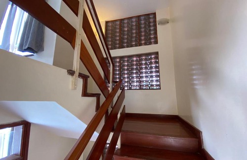Mombasa Villa | MNAZI BEACHFRONT VILLA IN NYALI MOMBASA - Swimming Pool, Bathtub, 4Beds, Wi-Fi & Parking