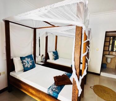 Pongwe Bed & Breakfast | Moayana Liora