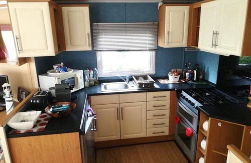 Pont-Aven House | MOBIL HOME 3 CHAMBRES - DOMAINE DE KERLANN (Pont-Aven) CAMPING 4 - WIFI INCLUE