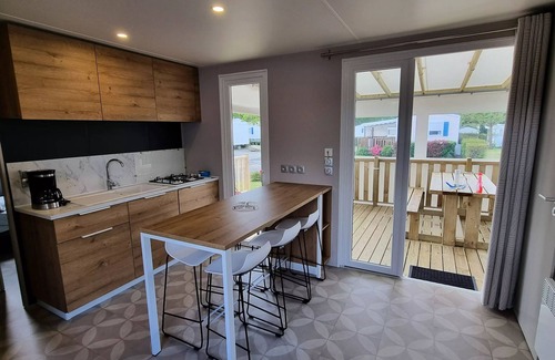 Saint-Molf House | Mobil-Home ELEGANCE 4 Rooms 6 People + TV + 2 bathrooms