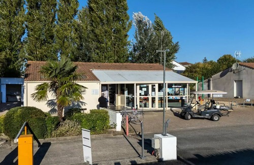 Saint-Michel-en-l'Herm House | Mobil-home ECO 2 Schlafzimmer <25 m2 4 Personen