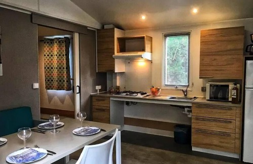 Noves House | Mobil home Life Comfort 30 m2- 2 Schlafzimmer - PMR + Klimaanlage 4 Personen