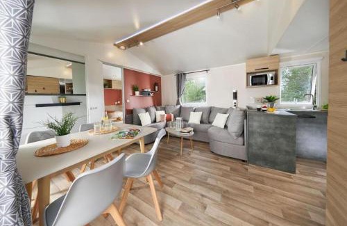 Les Mathes Other | Mobile home 3 chambres 2 salles de bains dans camping 4 étoiles aux charmettes MH k168