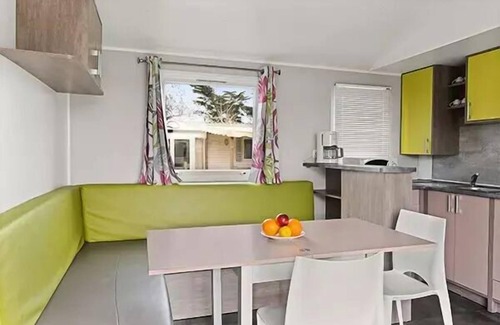 Regusse House | Mobile home Einfache Terrasse