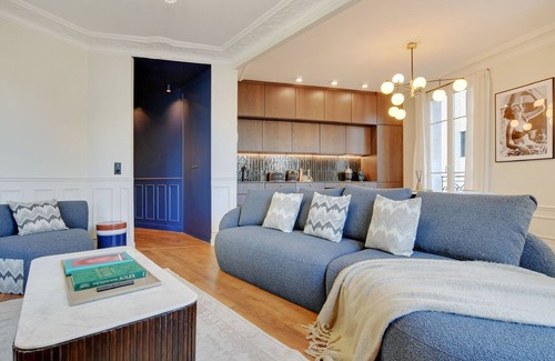 Centre Ville Apartment | Mobility Lease - Parisian Suite Boulogne