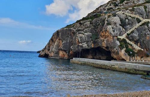 Xlendi Apartment | Mobydick Apartments by RBG