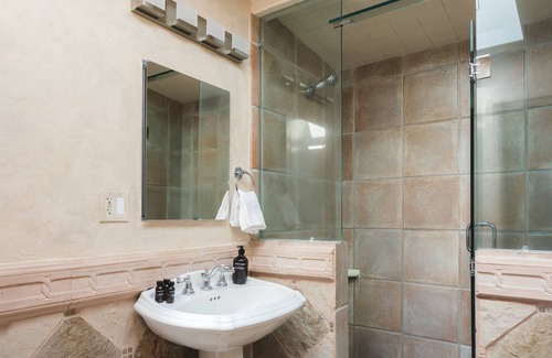 Graton House | Mockingjay by AvantStay | Peaceful Ranch Home w/ Spa & Pool