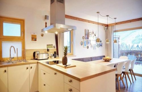 Schonbach Ski Chalet | Modern Chalet near Zillertal Arena