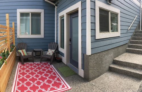 Wilden House | Modern 1-BDM in beautiful mountain neighbourhood - License #83588