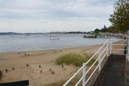 Sandy Bay Apartment | Modern 1 bed-walk Casino riverfront 5 mins to CBD