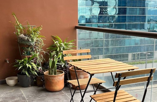 Zona 15 Apartment | Modern 1-bedroom, beautifully decorated apartment in Guatemala City, zone 10.