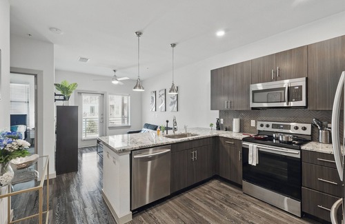 McKinney Apartment | Modern 1BR near TPC Golf | Free Parking & Wifi