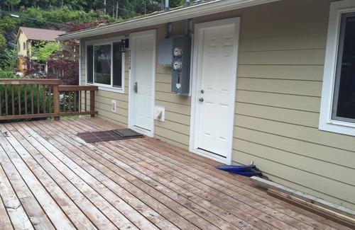 Ketchikan Apartment | Modern 2 Bedroom rental, minutes from beach and boat launch.