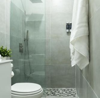 Gobernador Pinero Apartment | Modern 2BR Apt in San Juan City, Concert Stays