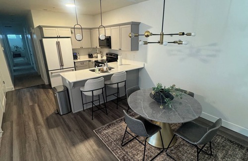 Riverton Condo | Modern 3 bed condo in heart of Riverton
