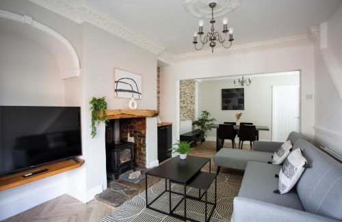 Winlaton Mill House | Modern 3-bedroom Retreat