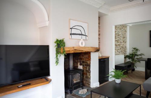 Winlaton Mill House | Modern 3-bedroom Retreat