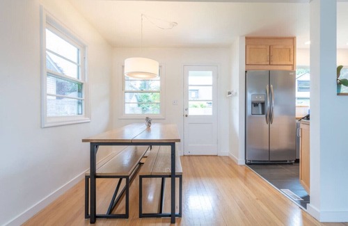 King House | Modern 4-bdrm Cape Cod House, Popular NE Portland