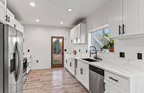 Poway Villa | Modern 4 Bed Farmhouse with private Pool