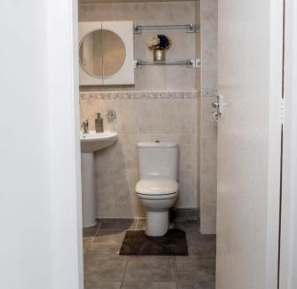 Stockton-on-Tees Apartment | Modern 4 Bedroom Detatched House