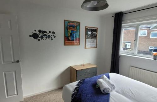 Newcastle-upon-Tyne House | Modern 4 Bedroom House