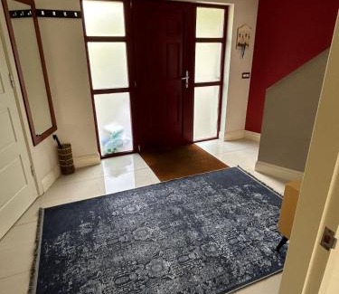 Killarney House | Modern 4 Bedroom House Ring of Kerry -Killarney