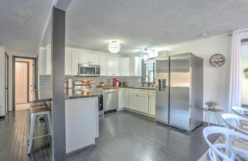 East Stroudsburg House | Modern 4 Bedroom Home with Sauna and Game Room in Gated Lake Community