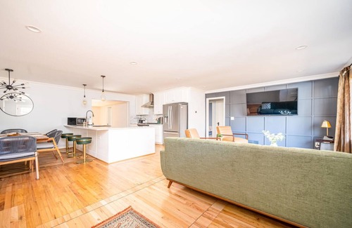 Candler-McAfee House | Modern 4bd/3ba Home in the heart of Decatur