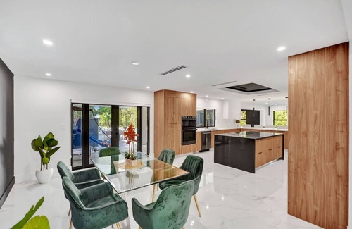 Ludlam House | Modern 6BR Oasis w/Pool, BBQ & Games for All Ages