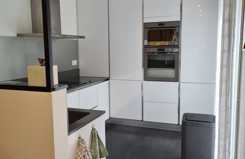 Argenteuil Villa | Modern 7-bedroom villa 30 minutes from Paris St Lazare