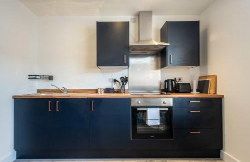 Bradford Apartment | Modern and Bright 1 Bedroom Apartment in Bradford