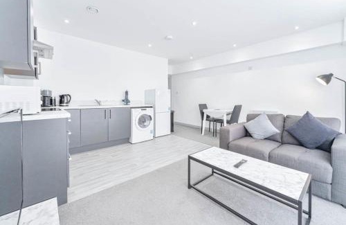Brierley Hill Apartment | Modern and Bright 1 Bed Apartment in Dudley