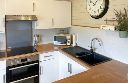 Bude Ski Chalet | Modern and contemporary lodge.