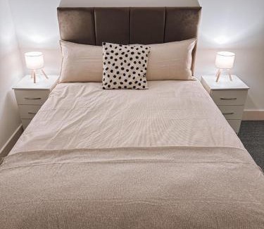 Streatham Apartment | Modern and Spacious 2 bedroom Flat in Streatham