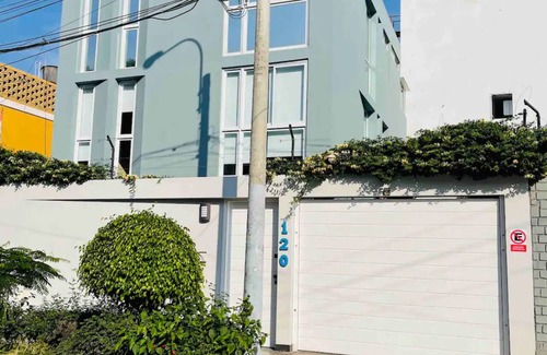 San Miguel Apartment | Modern apartment just 25 minutes from the Airport