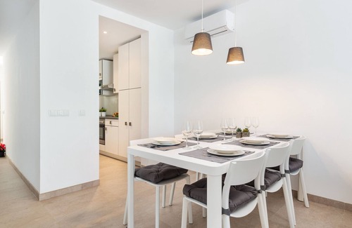 Cala San Vicente Apartment | Modern apartment with AC and Wi-Fi, on the beach of Cala Sant Vicenç, Pollenca