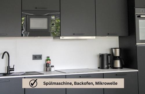 Rauental Apartment | Modern Apartment - für Freunde & Familien, stadtnah, Parkplatz, E-Ladestation, Gitterbox für Fahrräder, Fitnessstudio, digitale Gästemappe mit Restaurant- und Unternehmenstipps