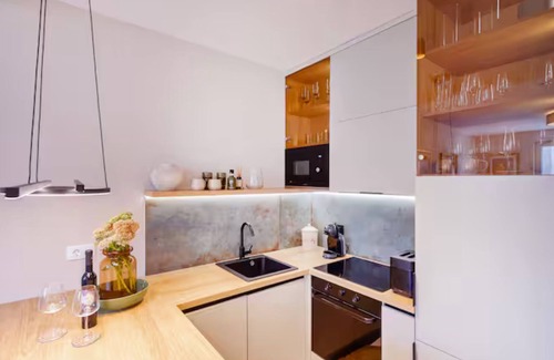 Mokosica Apartment | Modern Apartment Hortenzia