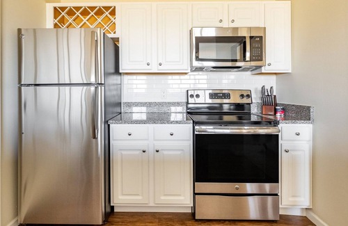 Acton Apartment | Modern Apartment in Prime Location (ID8603X67)