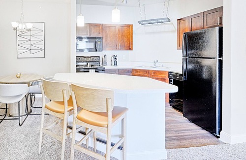 Johns Island Apartment | Modern Apartment in Prime Location (ID4878X11)