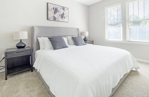 Johns Island Apartment | Modern Apartment in Prime Location (ID1175X981)