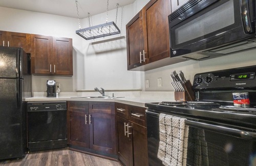 Johns Island Apartment | Modern Apartment in Prime Location (ID9129X58)