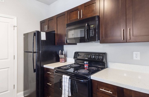 Johns Island Apartment | Modern Apartment in Prime Location (ID2000X66)