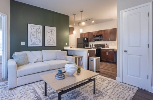 Johns Island Apartment | Modern Apartment in Prime Location (ID2000X80)