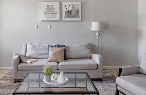Johns Island Apartment | Modern Apartment in Prime Location (ID9575X97)