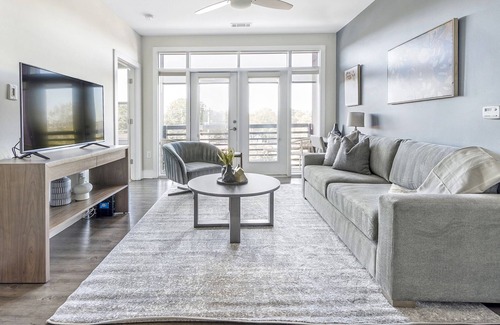 NoDa Apartment | Modern Apartment in Prime Location (ID1233X033)