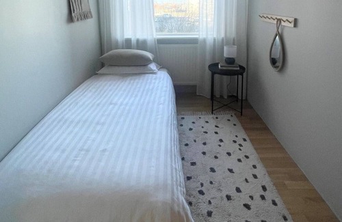 Hafnarfjordur Apartment | Modern apartment with a stunning view