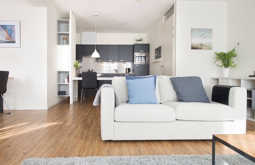 Vissershaven Apartment | Modern apartment near the beach