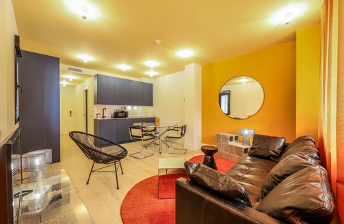 Puerta del Angel Apartment | Modern apartment near the Royal Palace 06